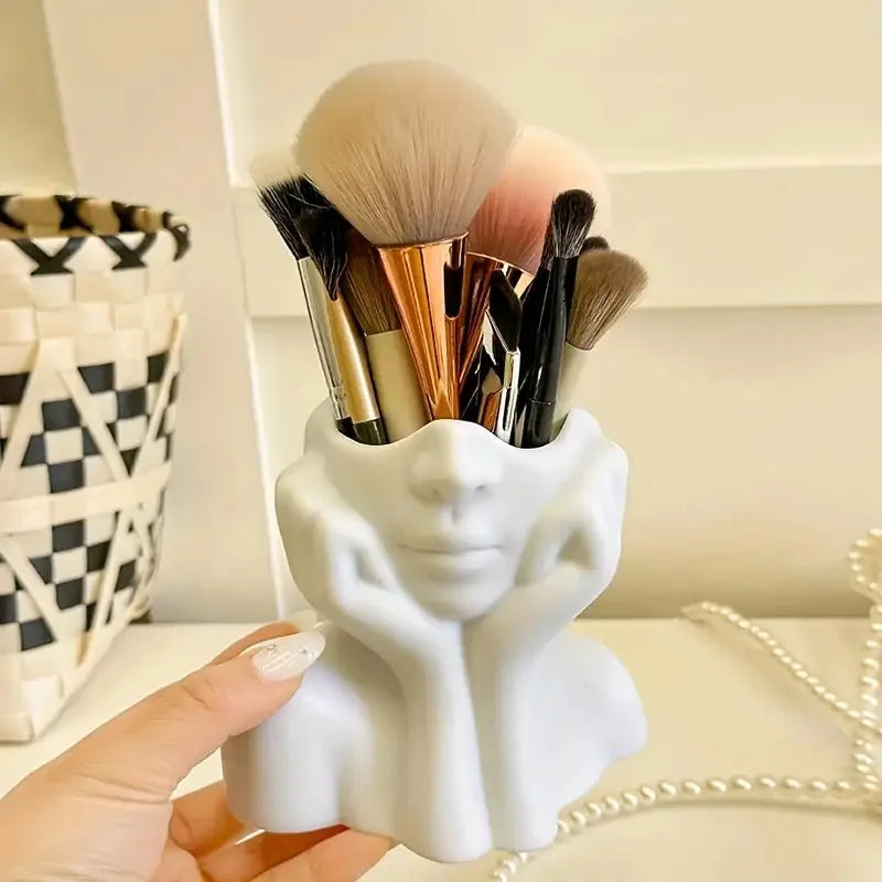 Face-Shaped Makeup Brush Holder – Portable Beauty Storage Box for Makeup Brushes & Cosmetics