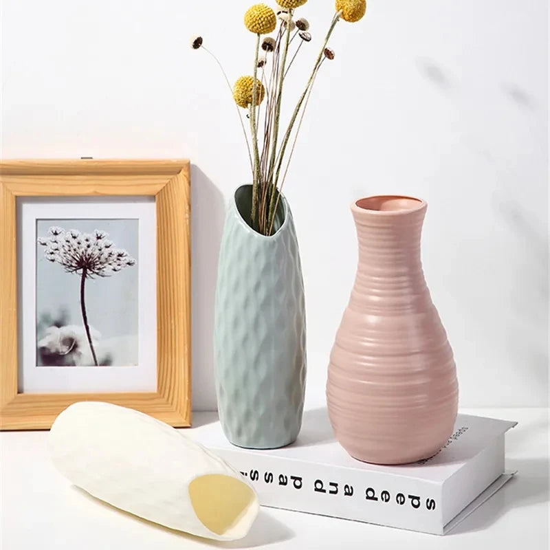 Nordic Plastic Vase – Minimalist Small Flower Pot for Modern Home Decor