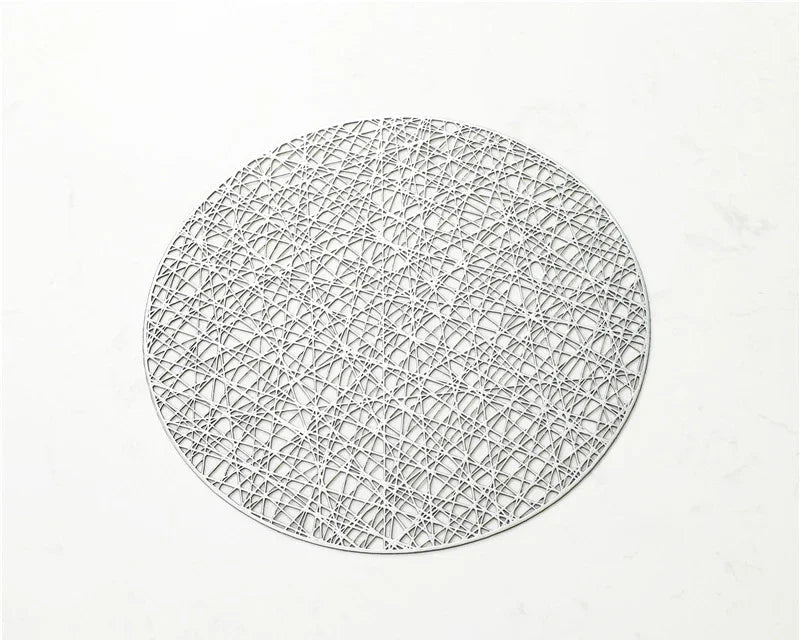Round PVC Leaf Placemat – Heat-Resistant Hollow Weave Dining Table Mat